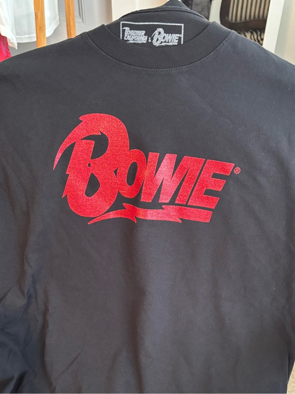 David Bowie Red Glitter ✨ Sparkly T-shirt Unisex Size Large & XL Short Sleeve